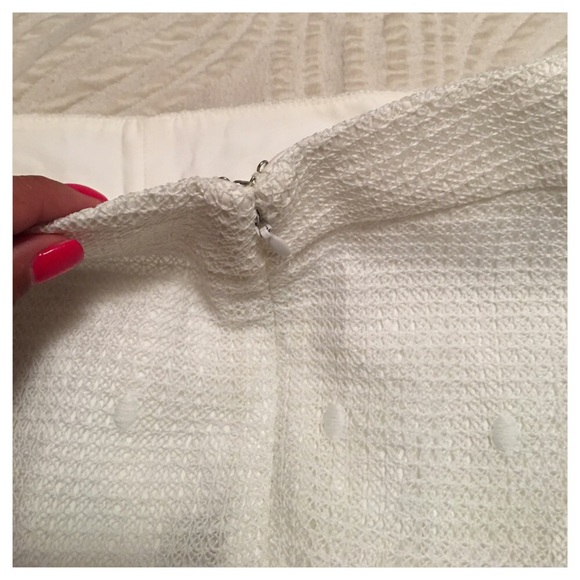 NWOT Ann Taylor White Lace Trim Shorts - Picture 9 of 11